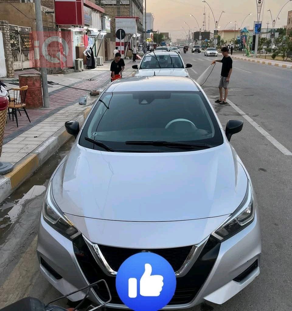 نيسان فيرسا